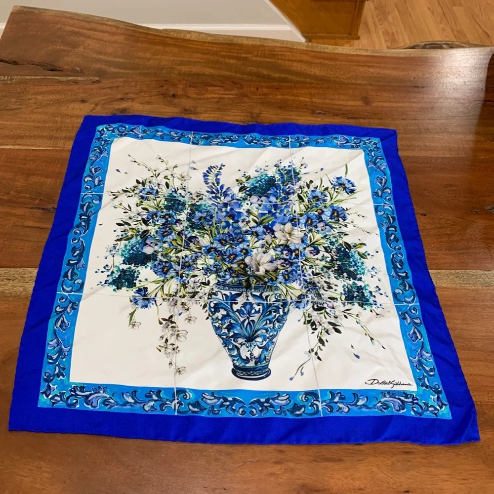 DOLCE & GABBANA Square Silk Scarf Blue white Vase floral flower 50x50 twilly D&G